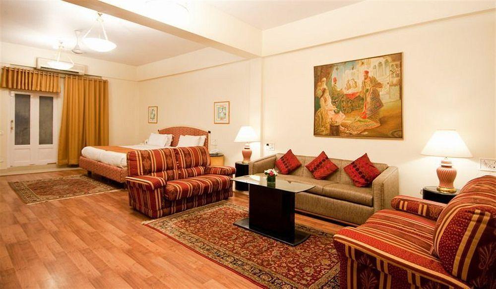 Astoria Hotel Βομβάη Εξωτερικό φωτογραφία